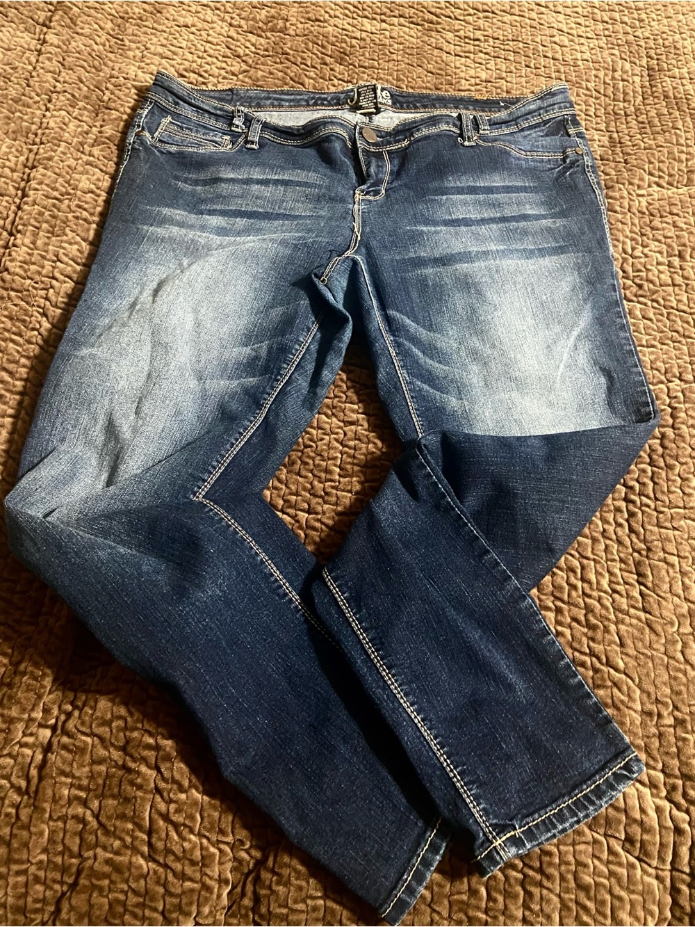 16 Jade Women's Blue Washed Stretch Jeans